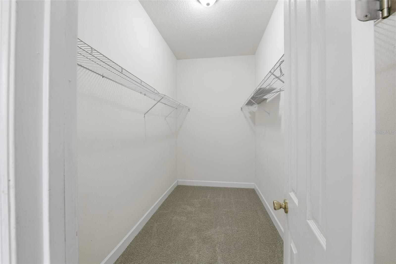 HIDDEN OAKS AT SPRUCE CREEK - Residential