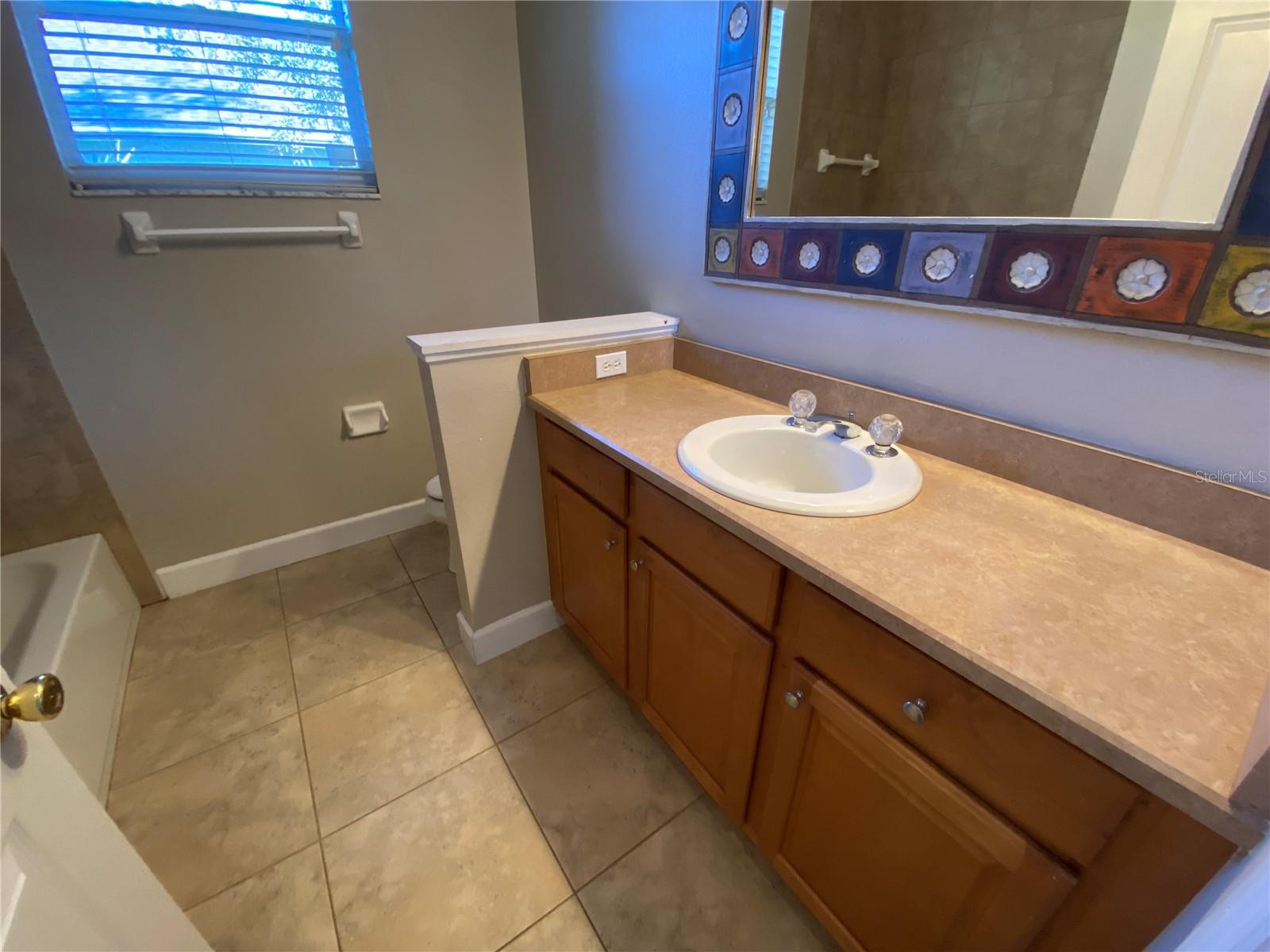 HIDDEN OAKS AT SPRUCE CREEK - Residential