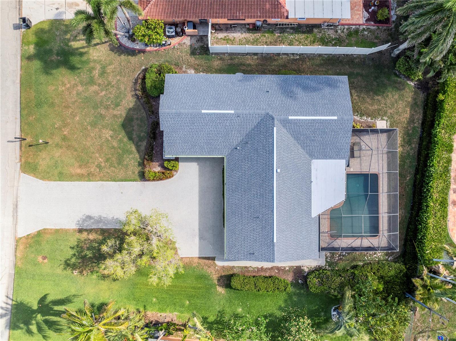 5240 FAIRFIELD DRIVE