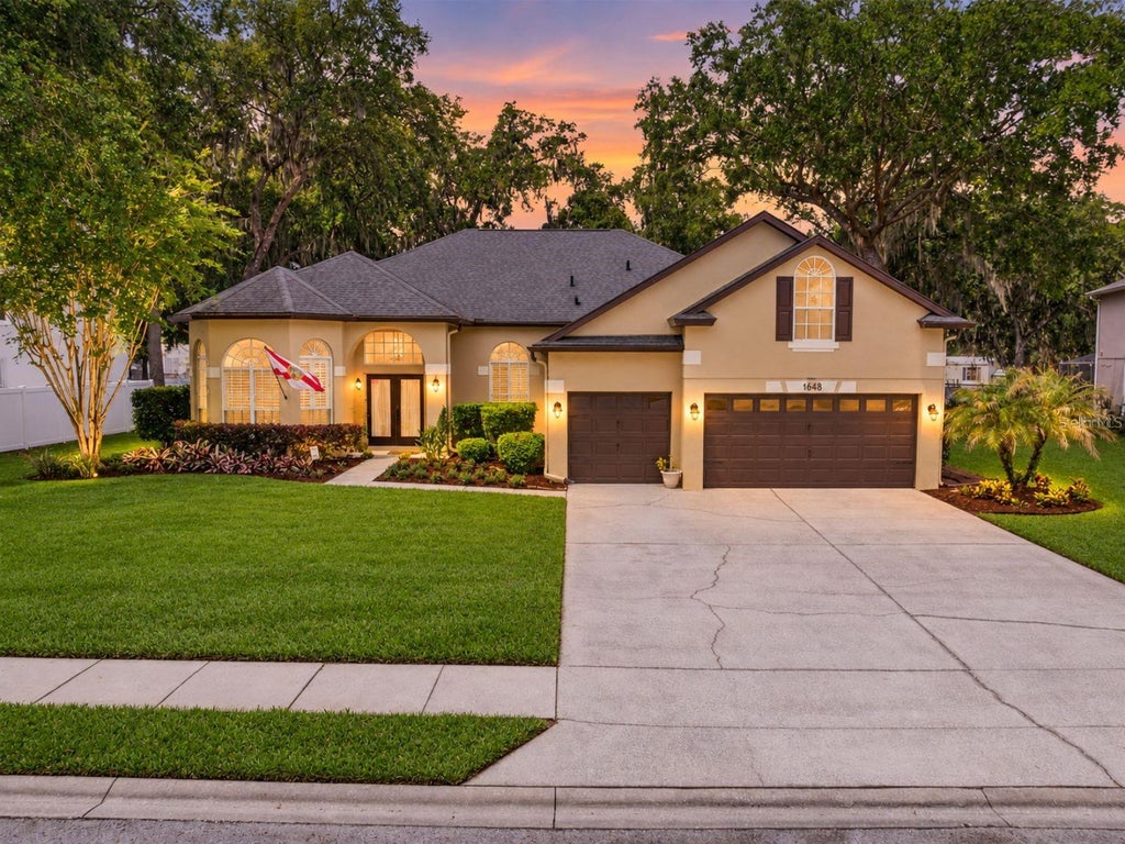 Photo of 1648 Marina Lake Drive, Kissimmee, FL 34744 (MLS # S5150174)