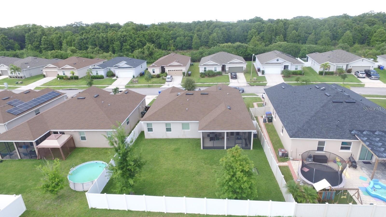 SHINGLE CRK RESERVE/OAKS PH 3 - Residential Lease