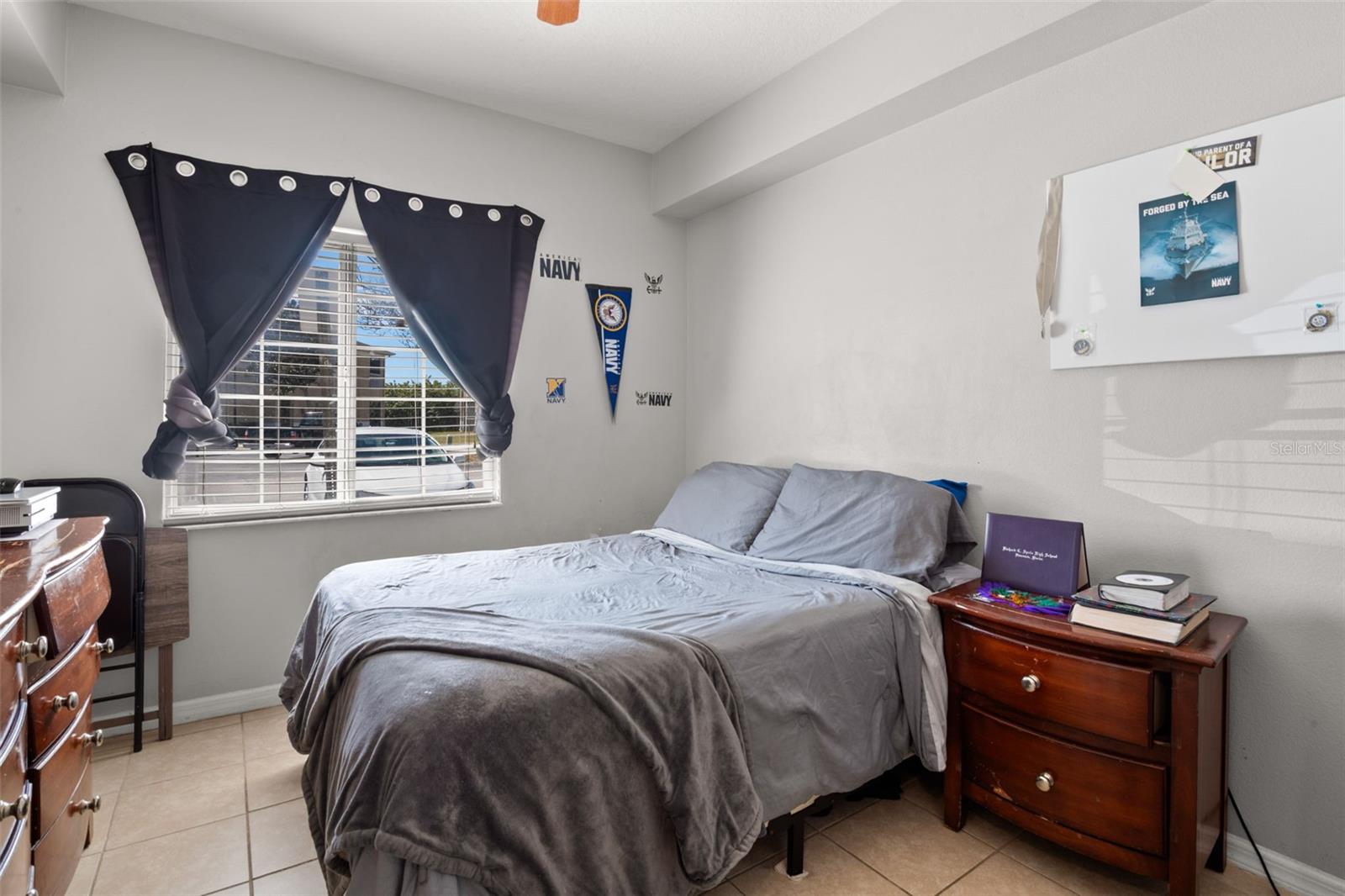 VILLAGES OF BLOOMINGDALE CONDO - Residential