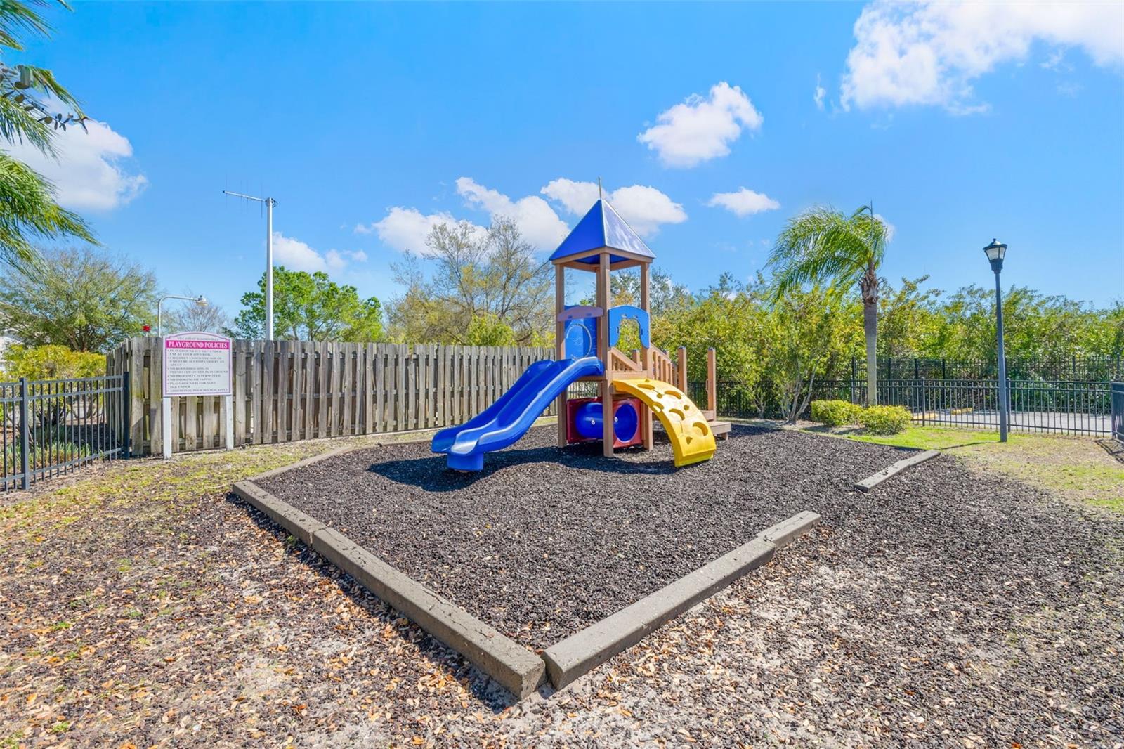 VILLAGES OF BLOOMINGDALE CONDO - Residential