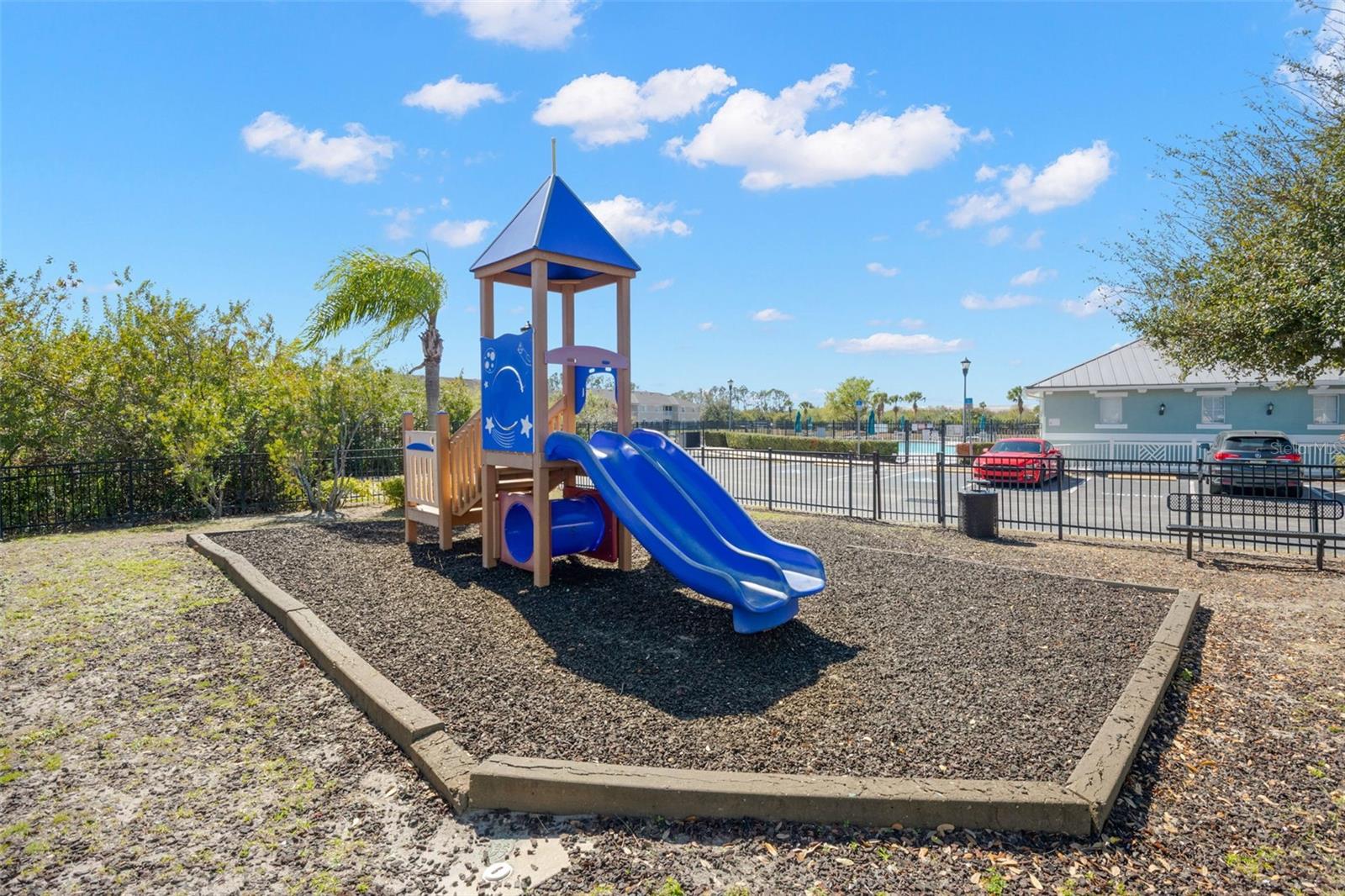 VILLAGES OF BLOOMINGDALE CONDO - Residential