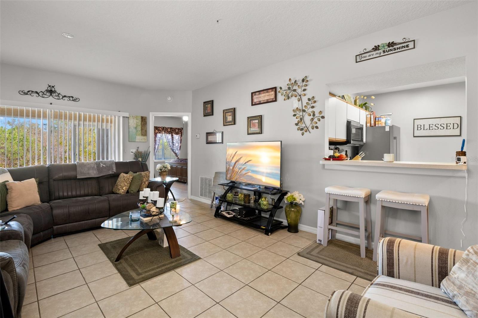 VILLAGES OF BLOOMINGDALE CONDO - Residential