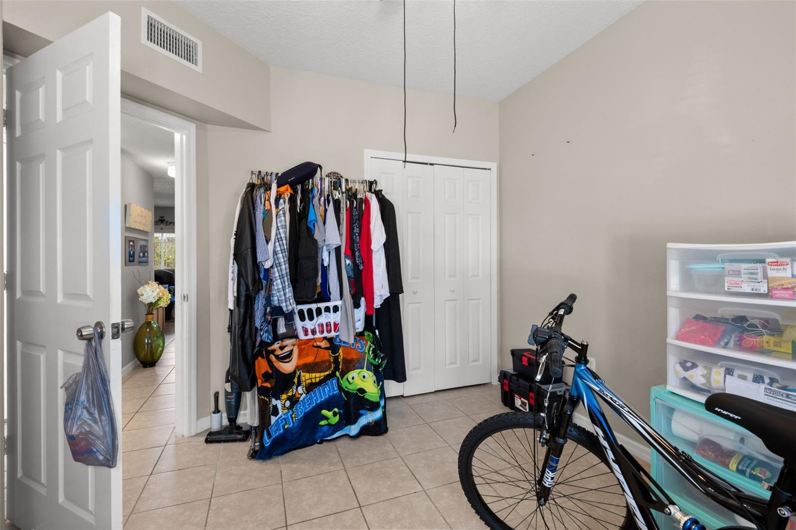 VILLAGES OF BLOOMINGDALE CONDO - Residential