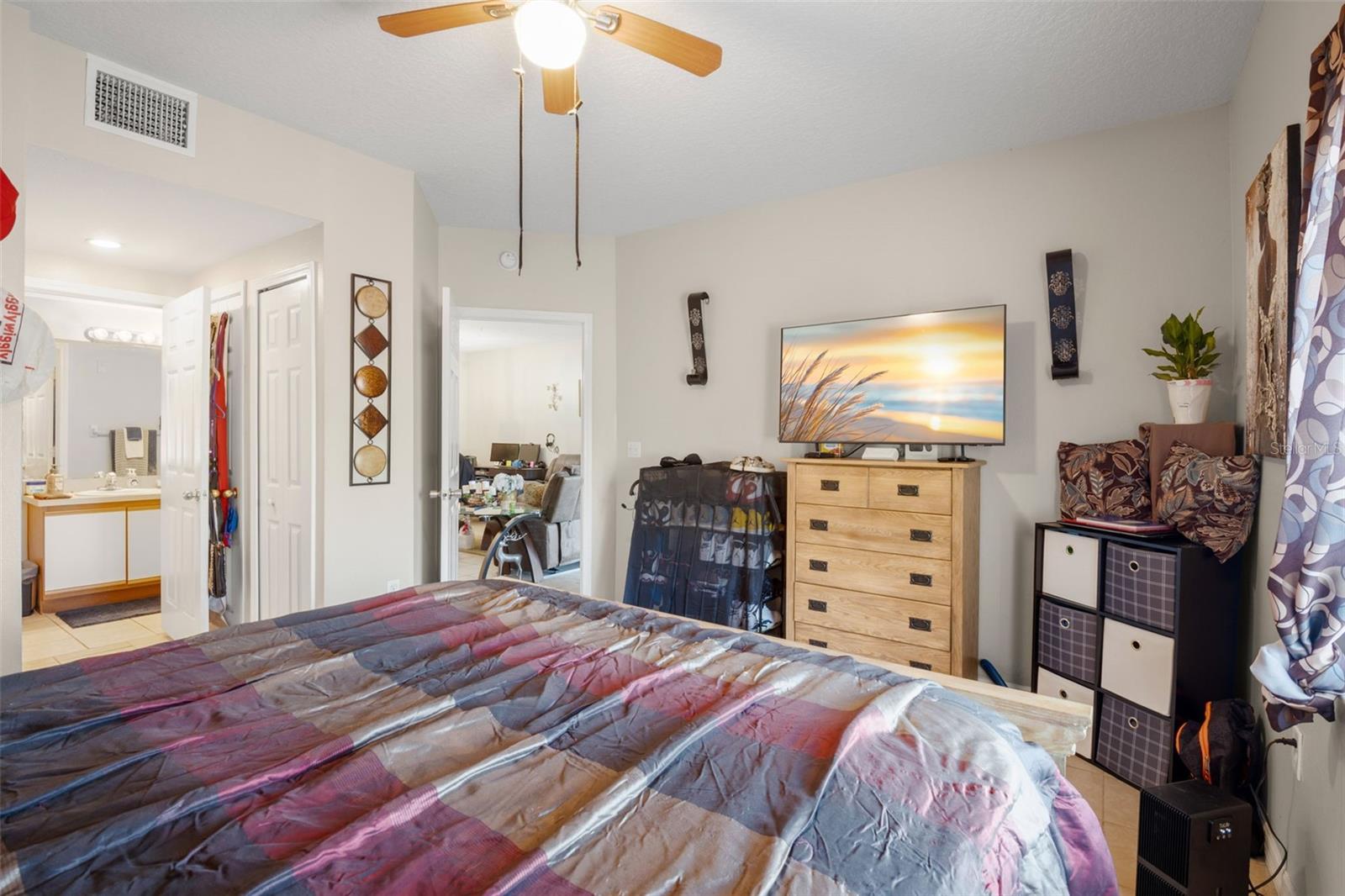 VILLAGES OF BLOOMINGDALE CONDO - Residential