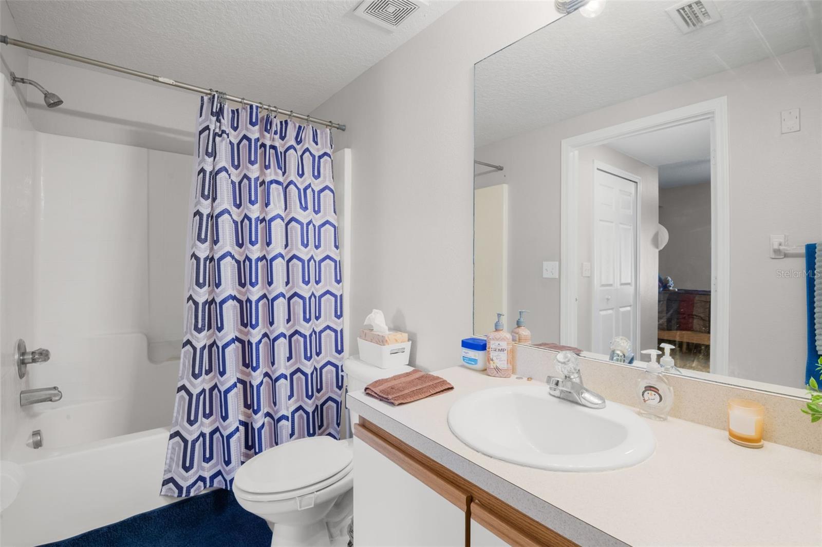 VILLAGES OF BLOOMINGDALE CONDO - Residential