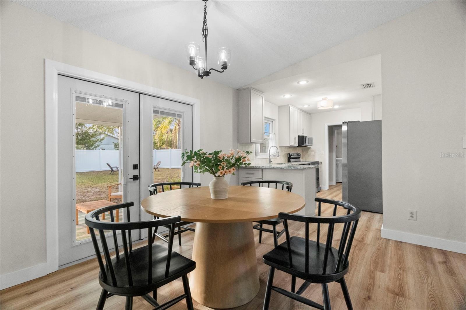 AUTUMN RUN - Residential