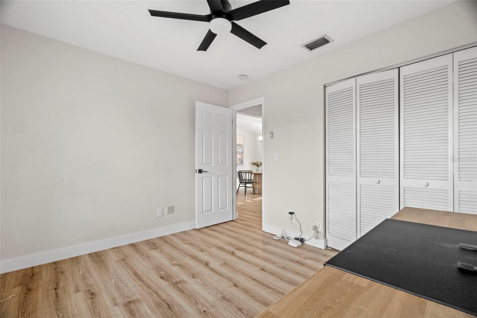 AUTUMN RUN - Residential