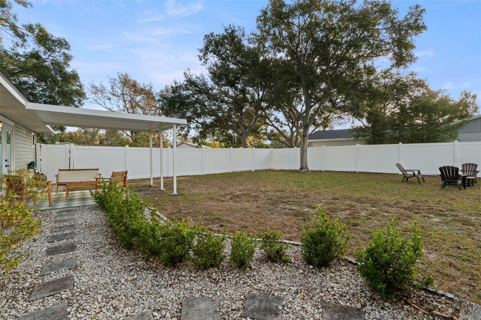 AUTUMN RUN - Residential