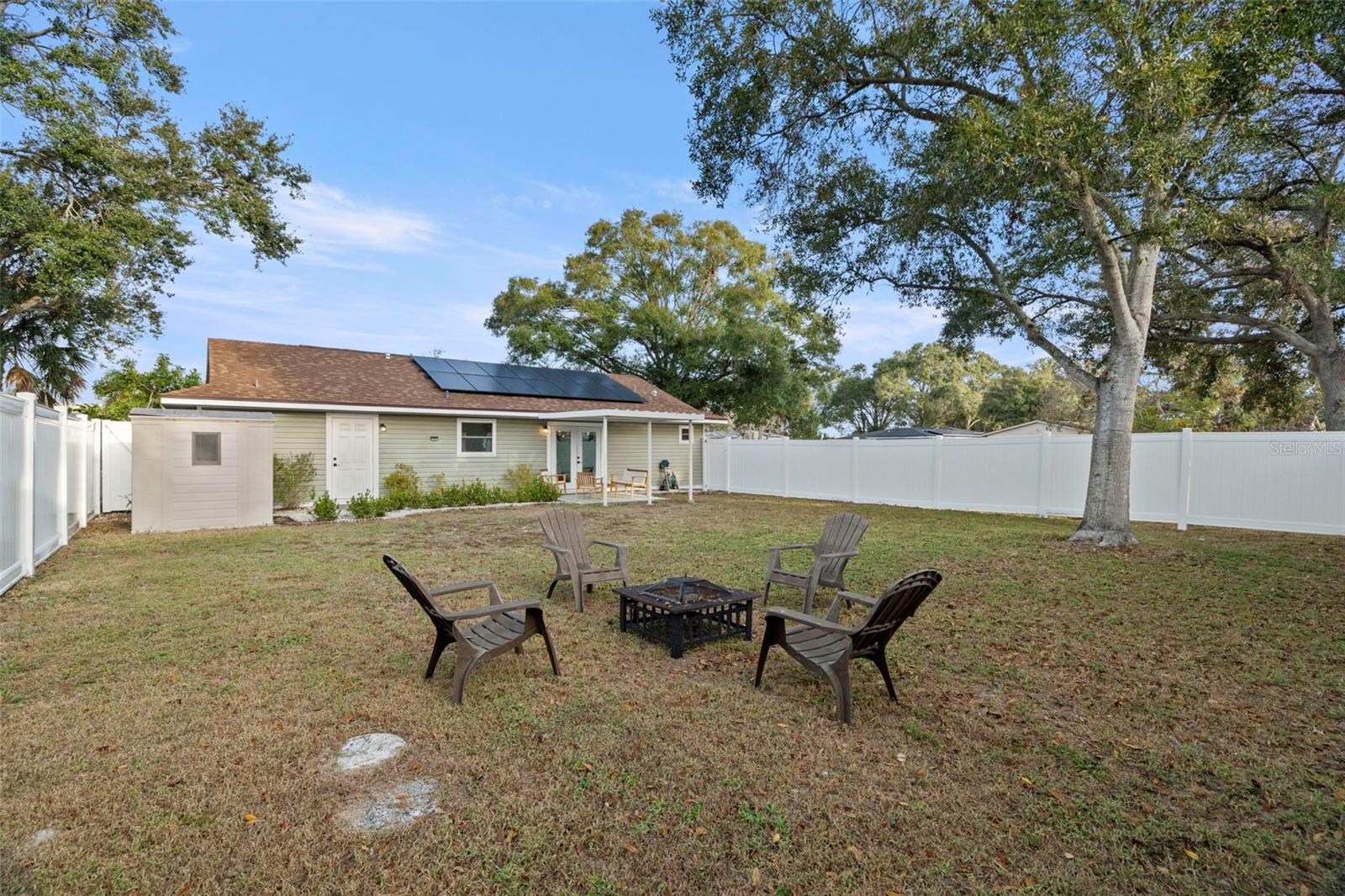 AUTUMN RUN - Residential