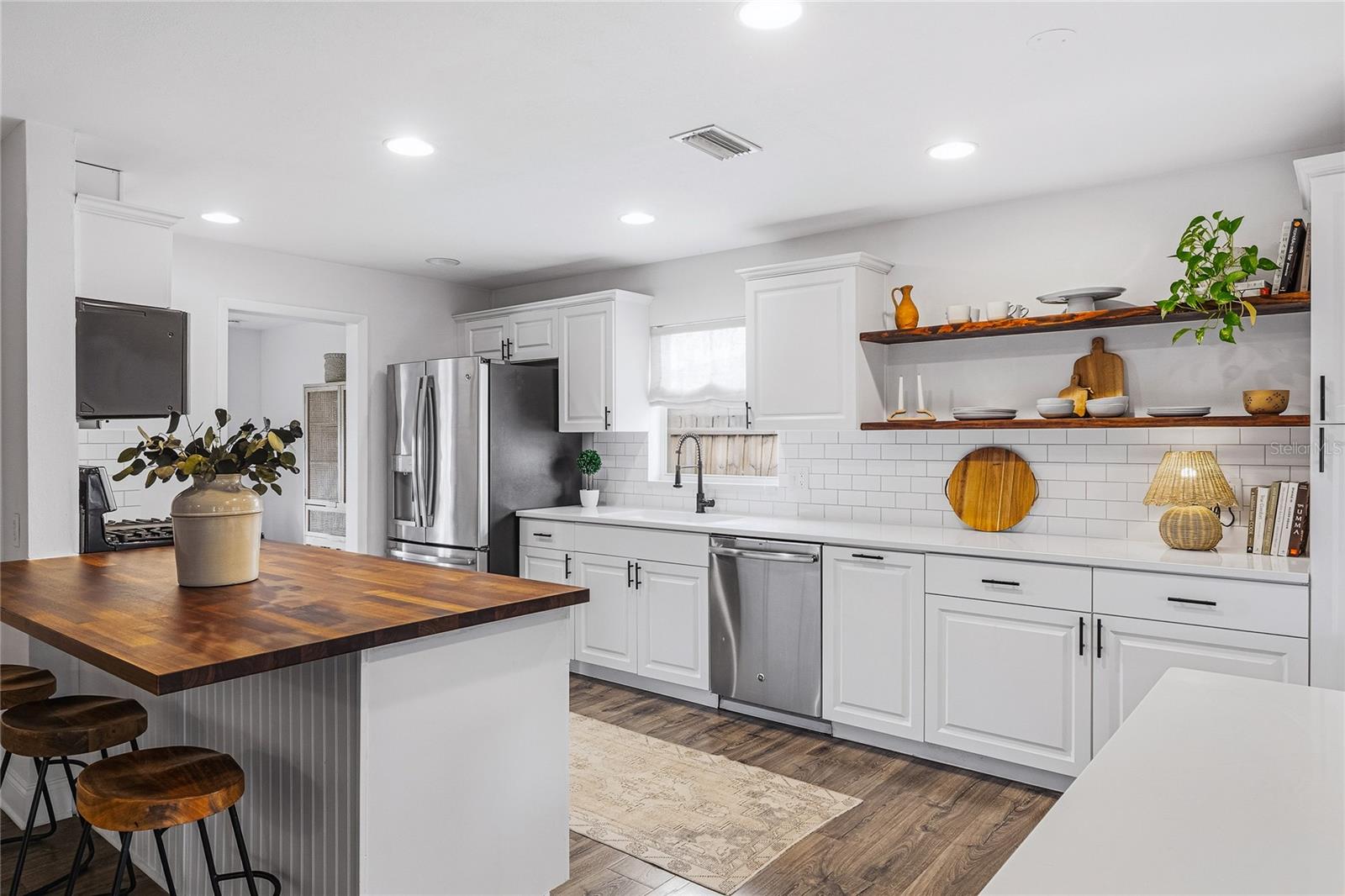 2707 TIERRA CIRCLE