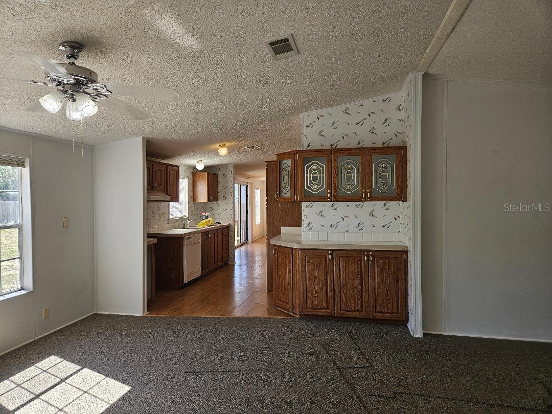 ROLLING HILLS - Residential