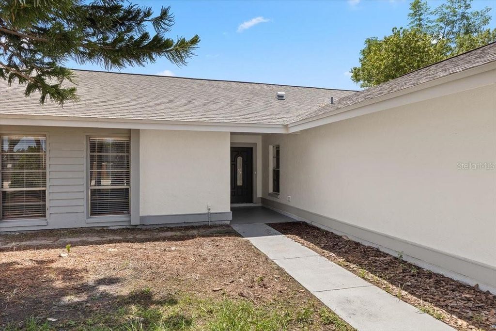Photo of 6509 W Longboat Boulevard, Tampa, FL 33615 (MLS # TB8395051)