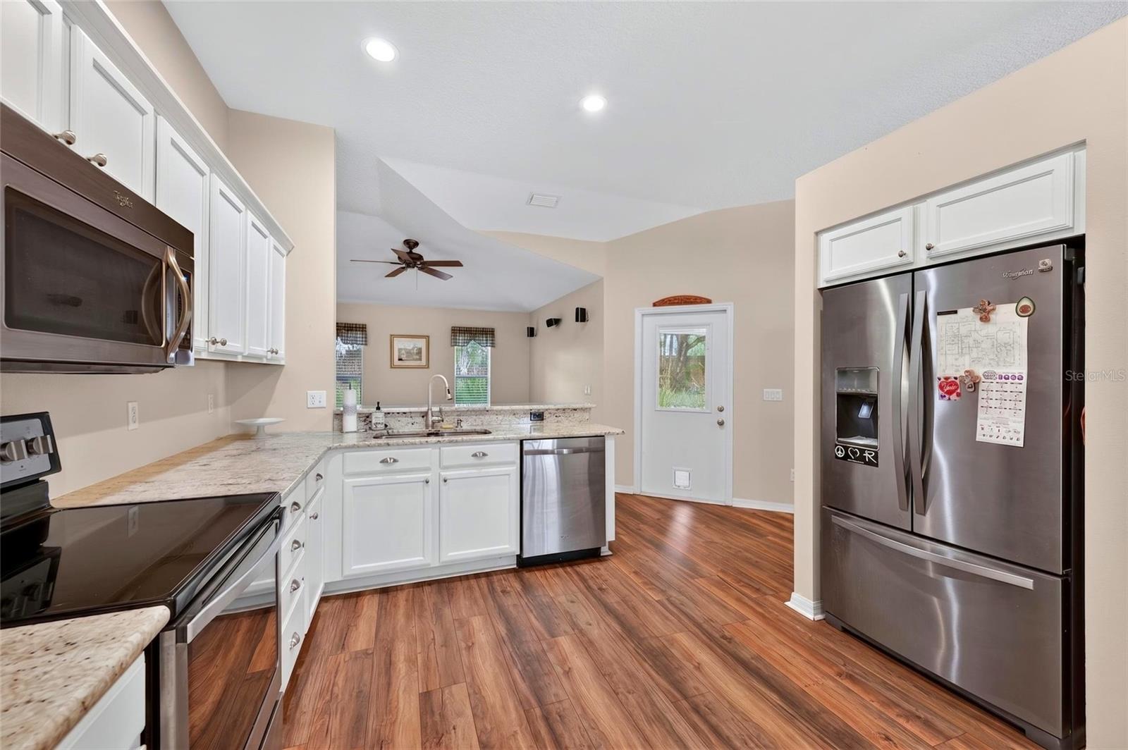 STONEYWOOD PH 11 - Residential
