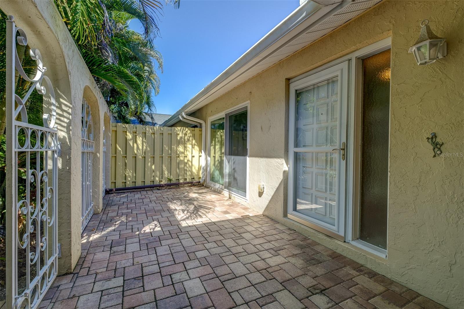 5247 VILLA MAJORCA COURT 27