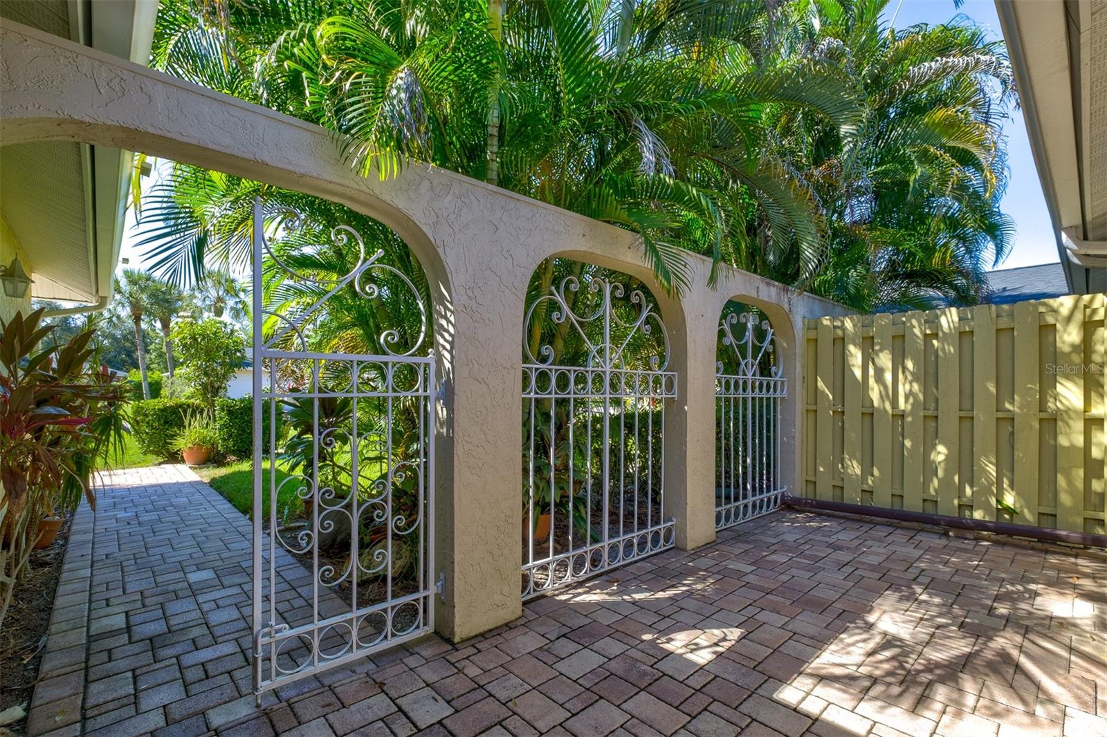 5247 VILLA MAJORCA COURT 27