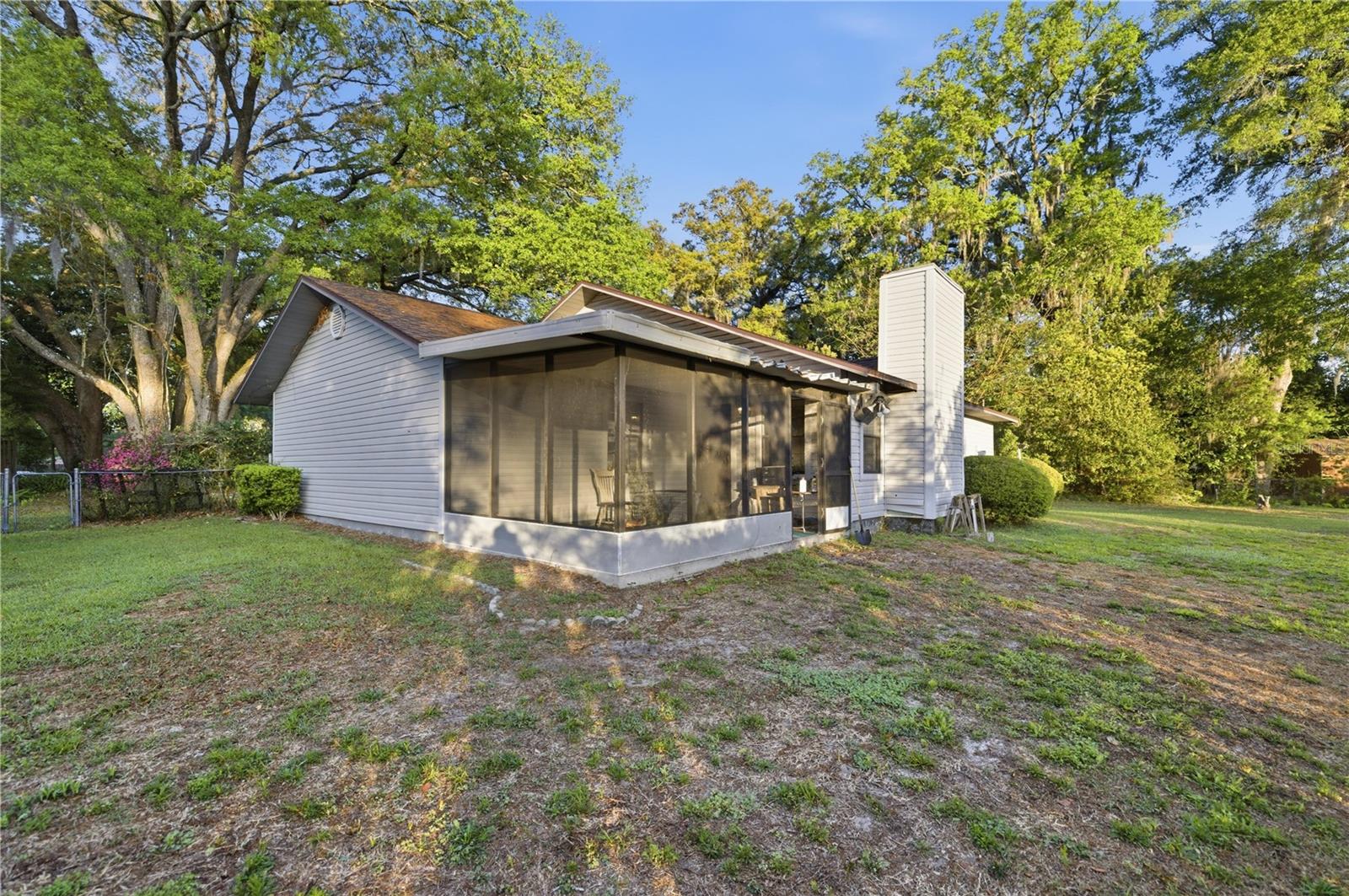 STONE HILL - Residential