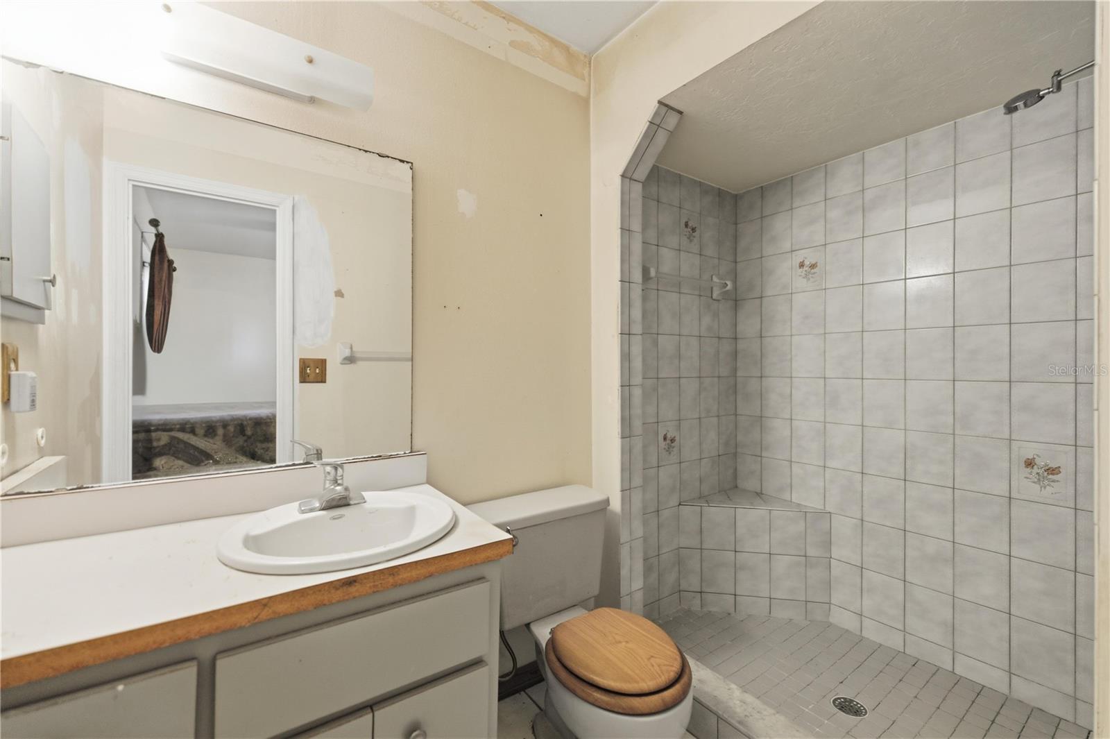 STONE HILL - Residential