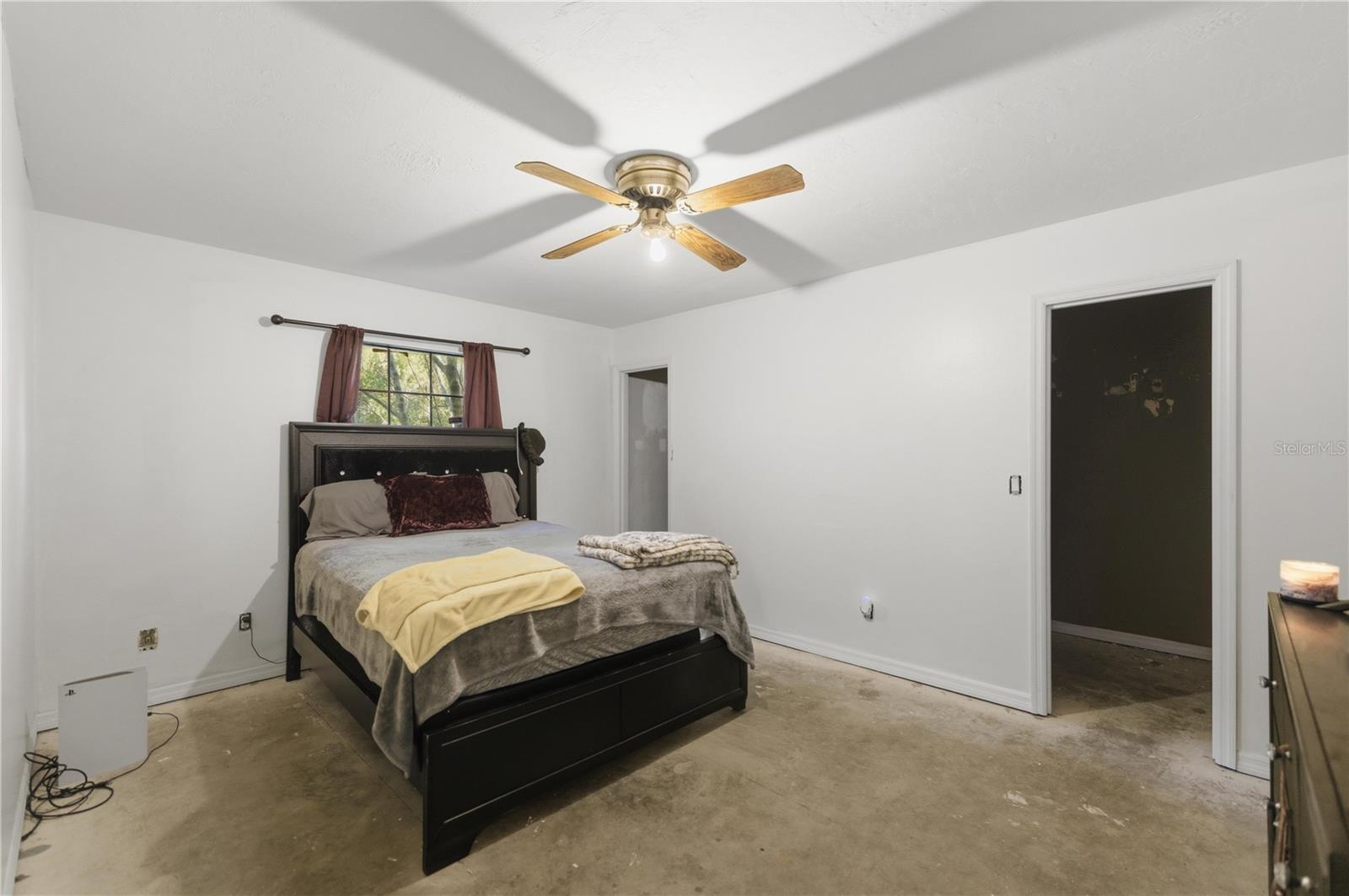 STONE HILL - Residential