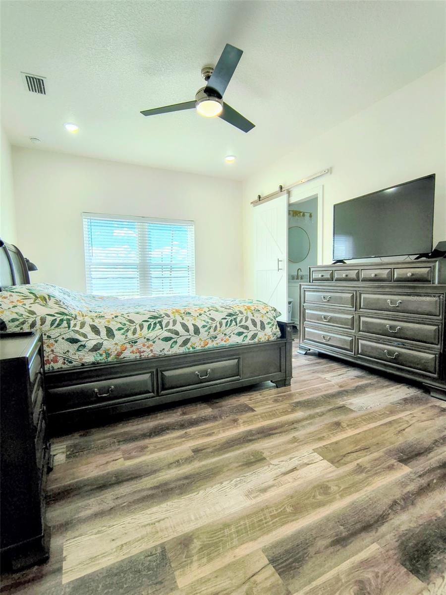 JOLLEYS ADD - Residential