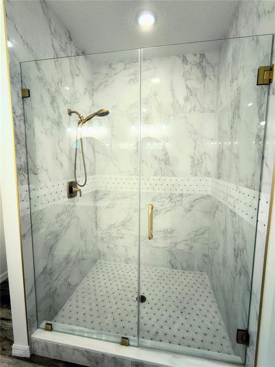 JOLLEYS ADD - Residential