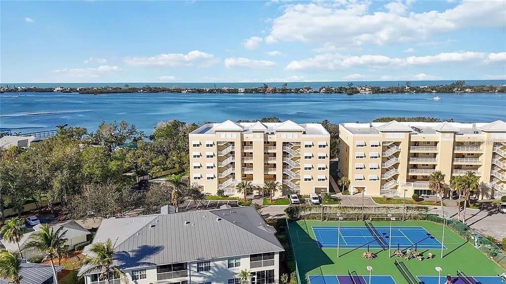 EDGEWATER/HIDDEN BAY PH 3 - Residential Lease