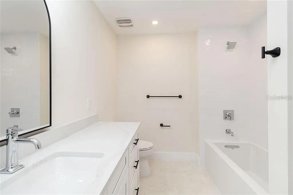 EDGEWATER/HIDDEN BAY PH 3 - Residential Lease
