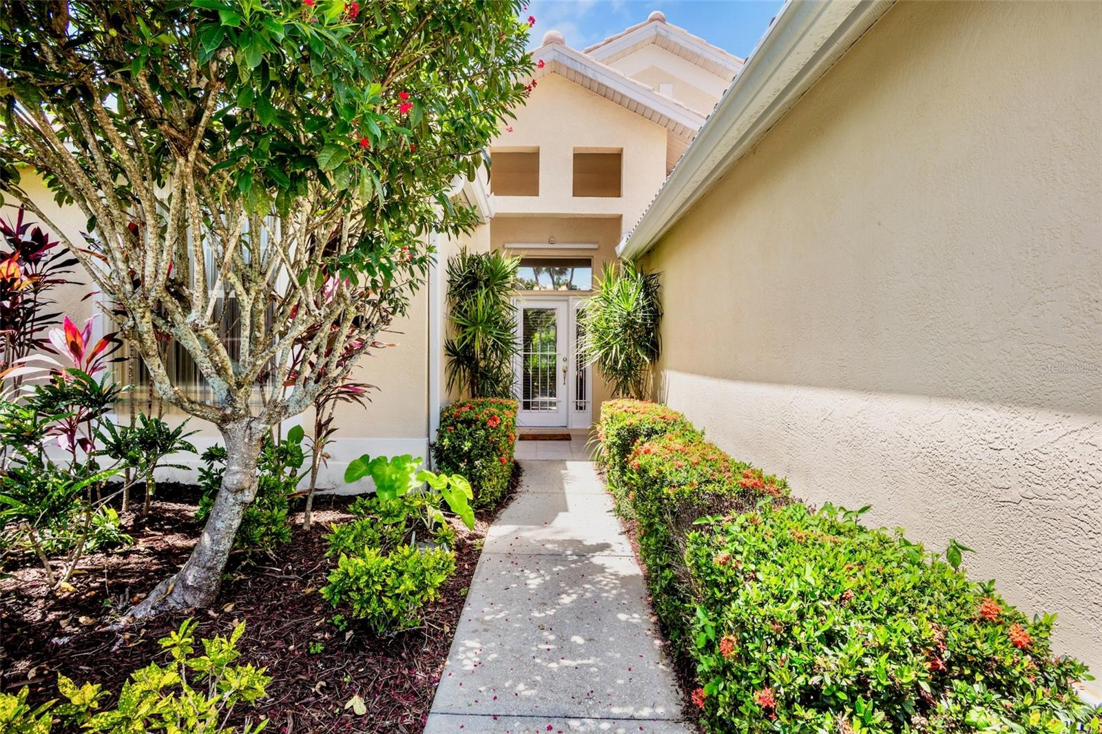 4859 SABAL LAKE CIRCLE