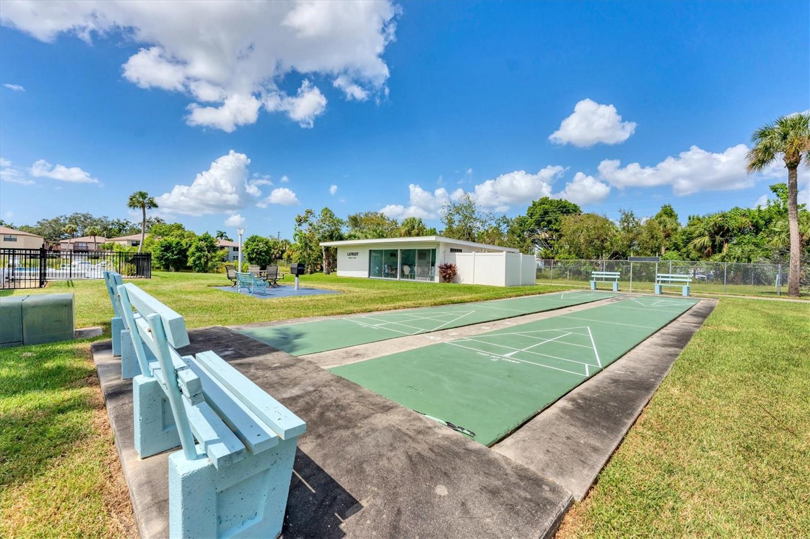 OAKWOOD VILLAS SEC A - Residential