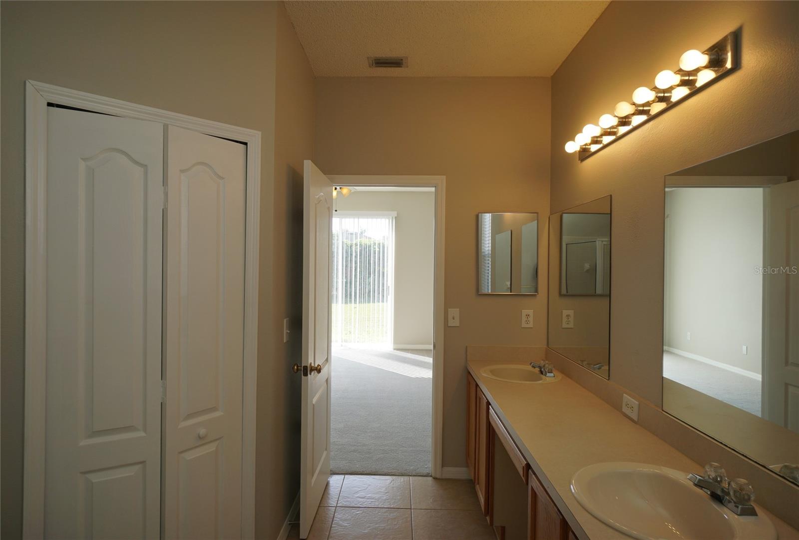 CROSS CREEK PRCL K PH 1D - Residential Lease