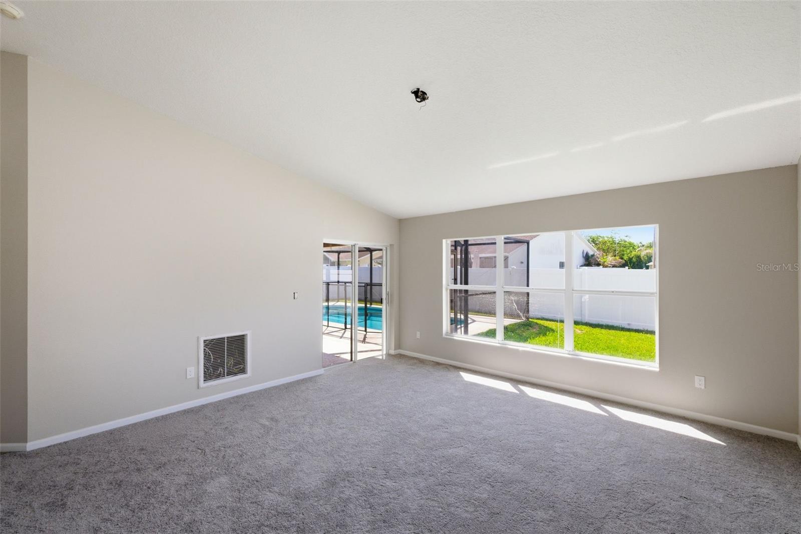 NEW RIVER LAKES - Residential