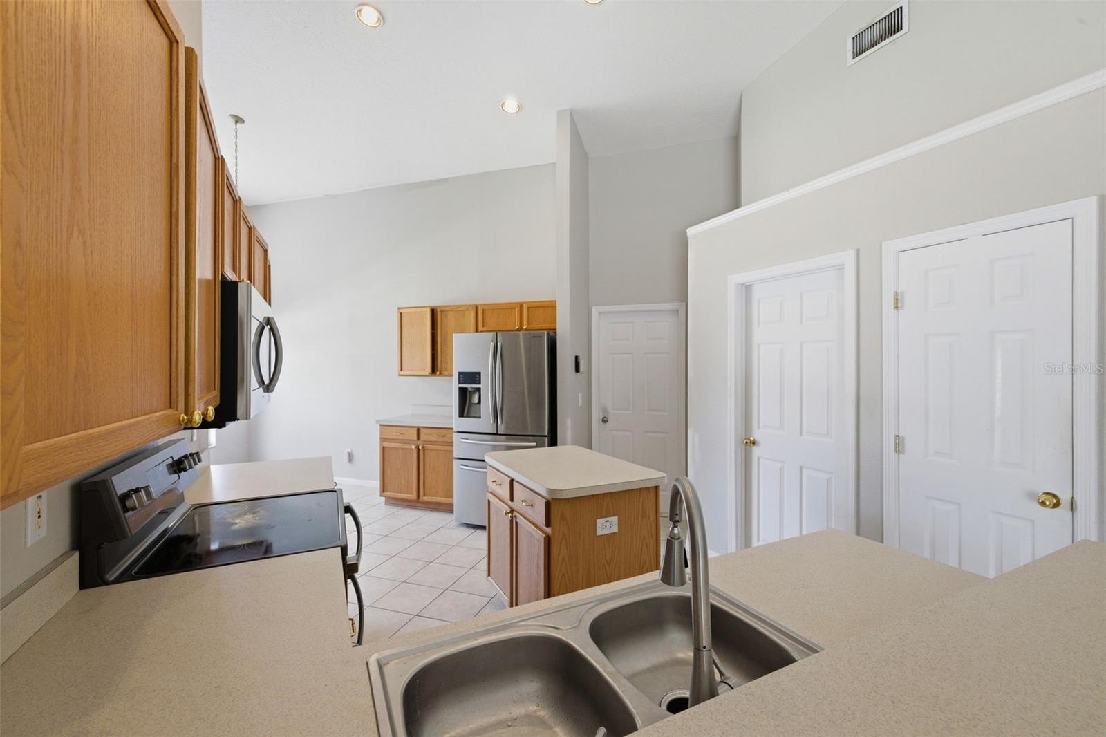 NEW RIVER LAKES - Residential