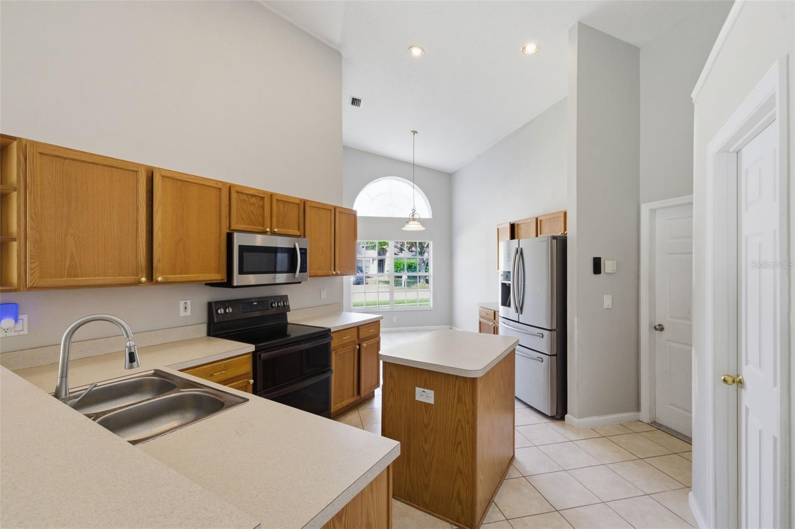 NEW RIVER LAKES - Residential
