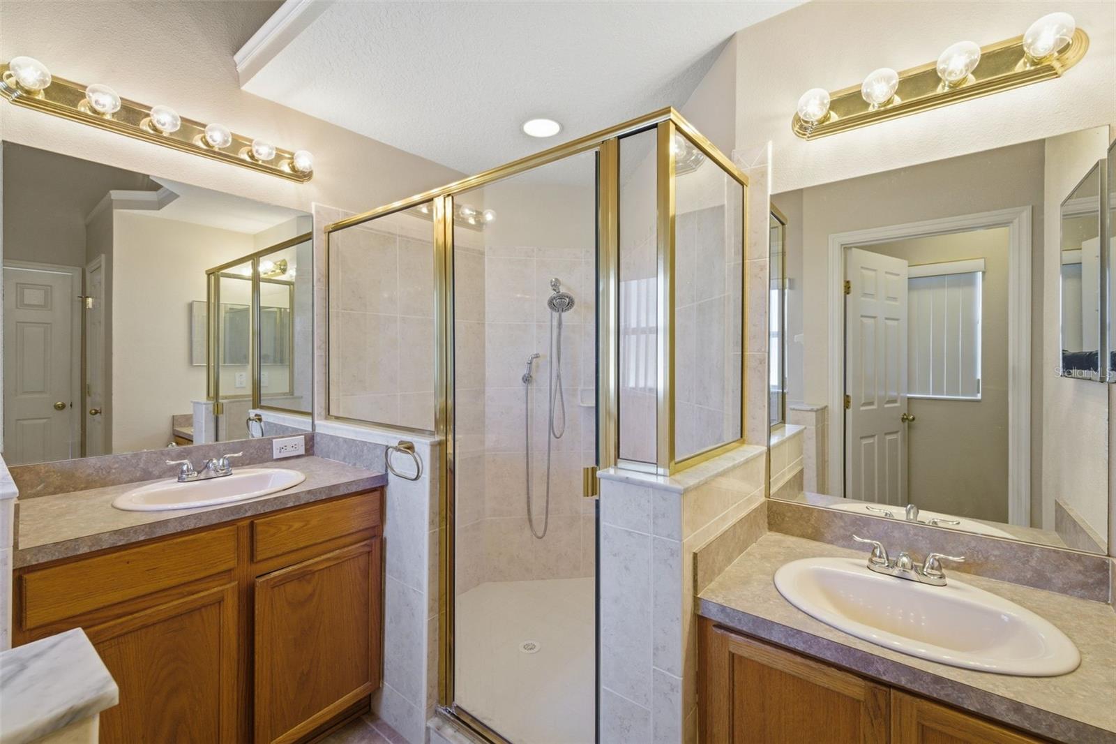 NEW RIVER LAKES - Residential