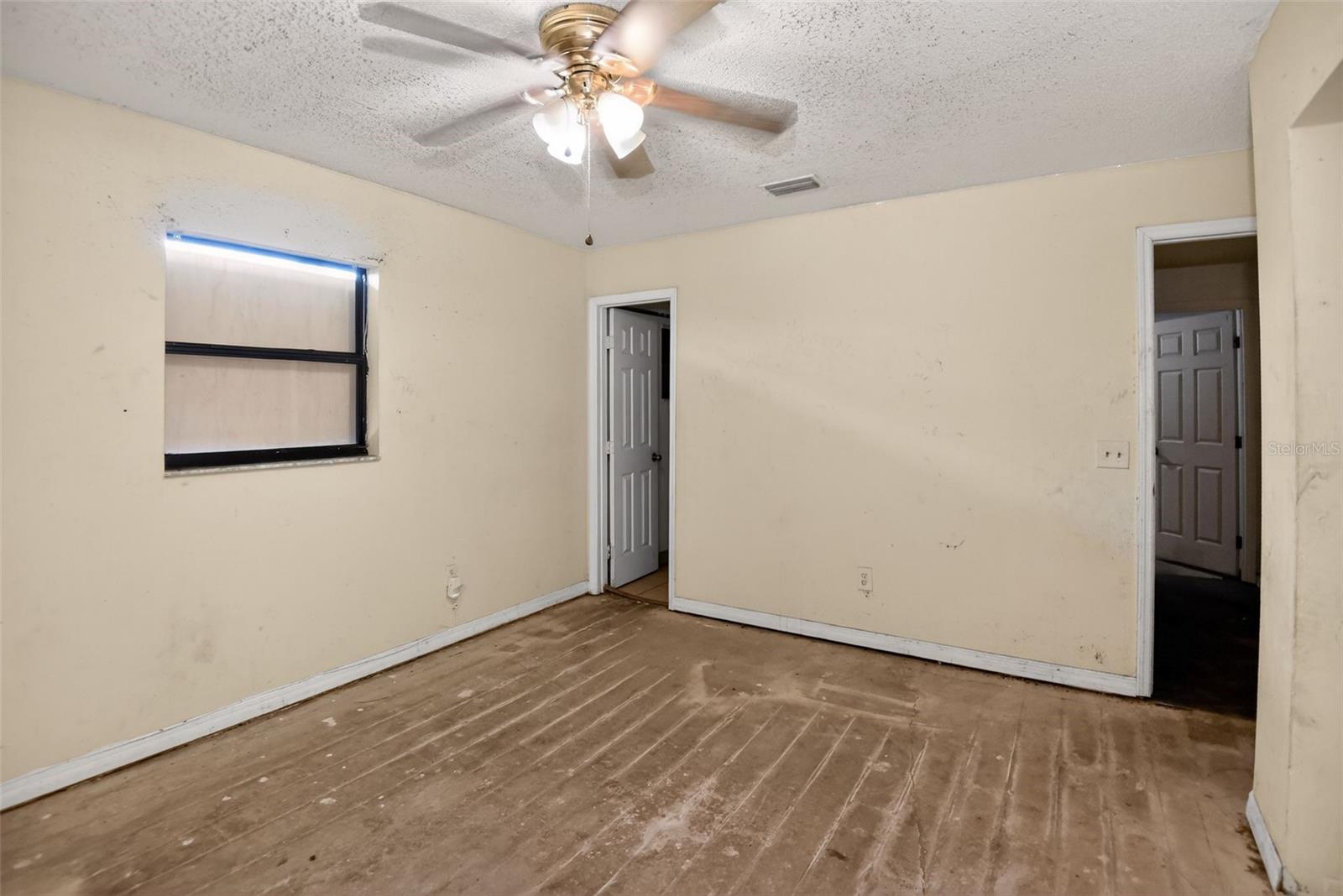 LOOMIS TRAILS - Residential