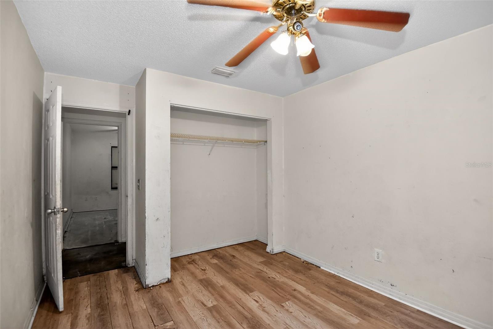 LOOMIS TRAILS - Residential