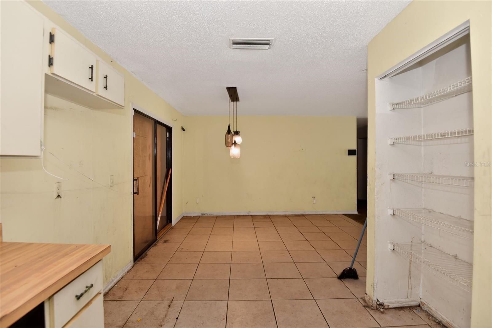 LOOMIS TRAILS - Residential