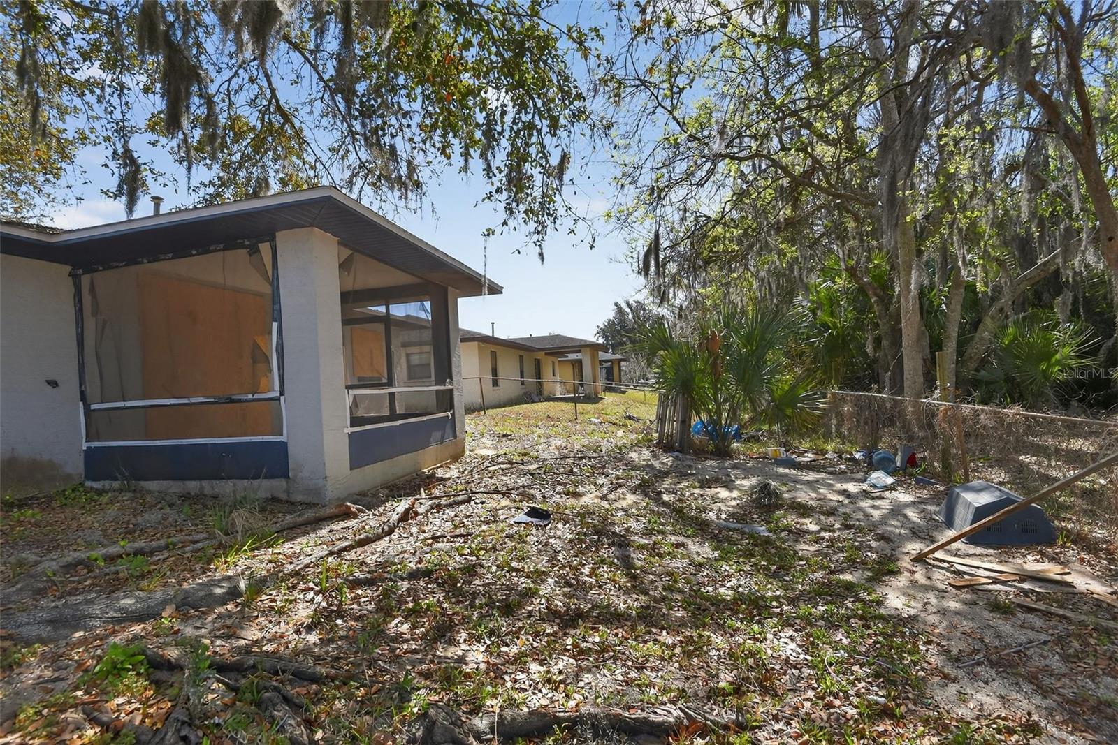 LOOMIS TRAILS - Residential