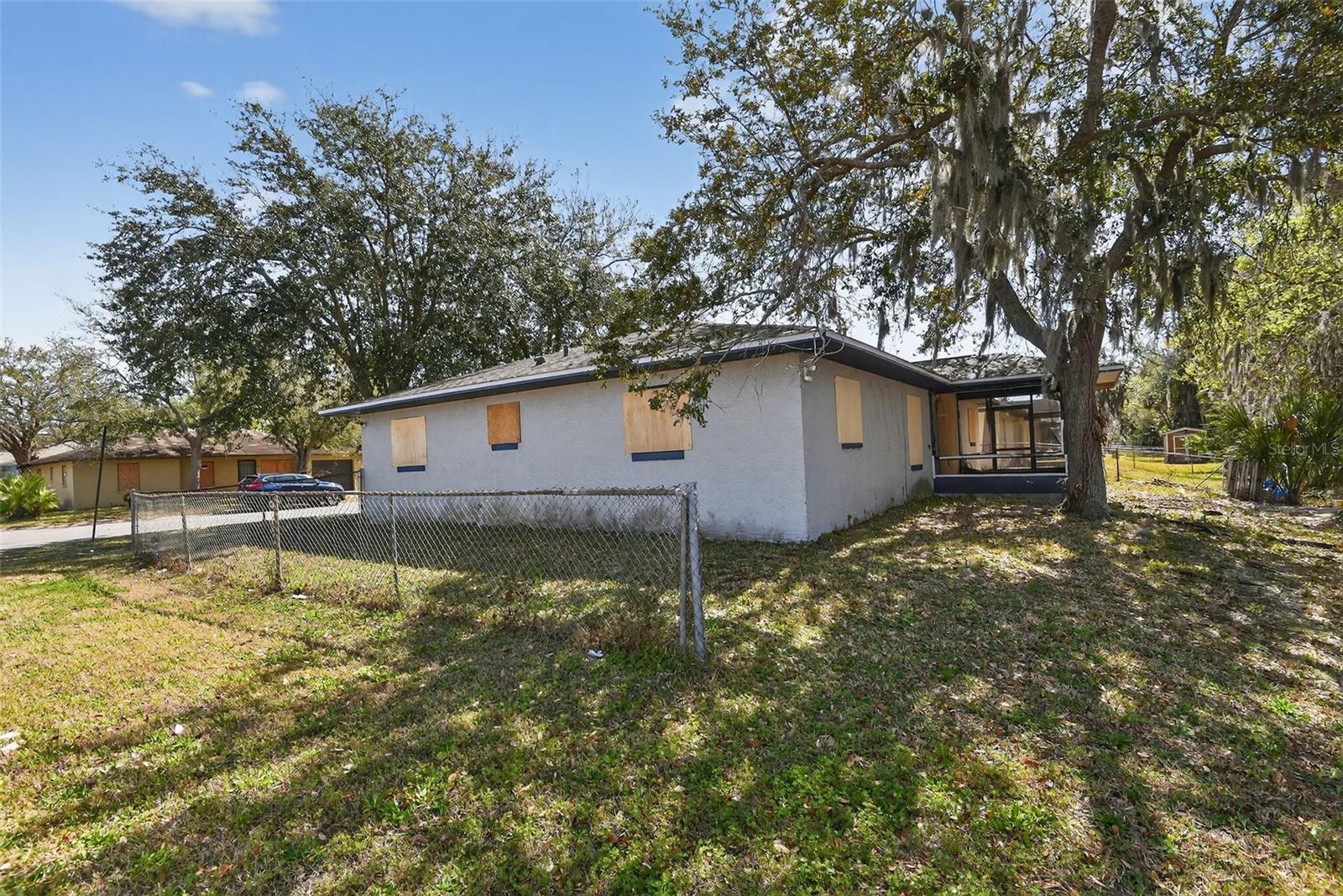 LOOMIS TRAILS - Residential