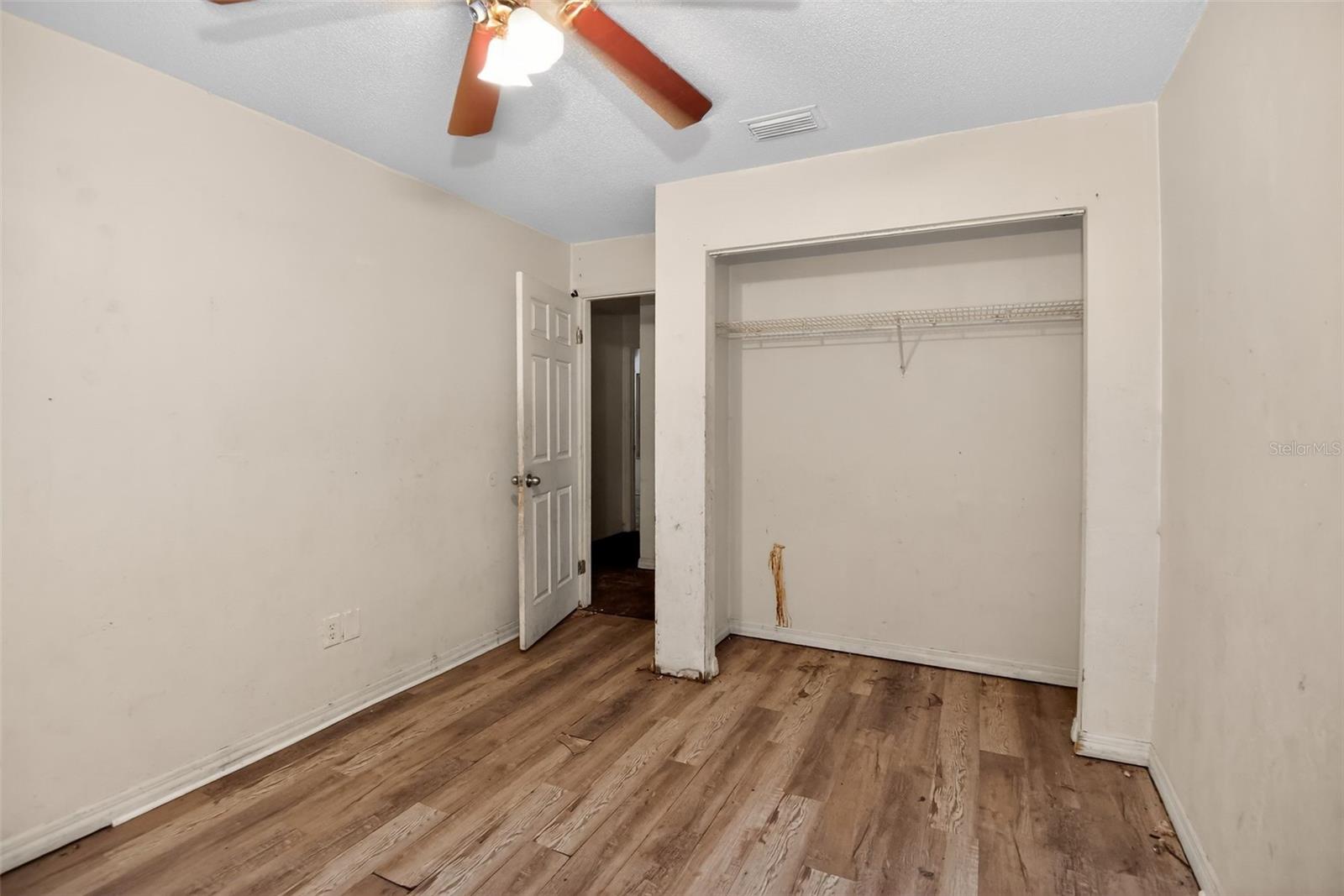 LOOMIS TRAILS - Residential