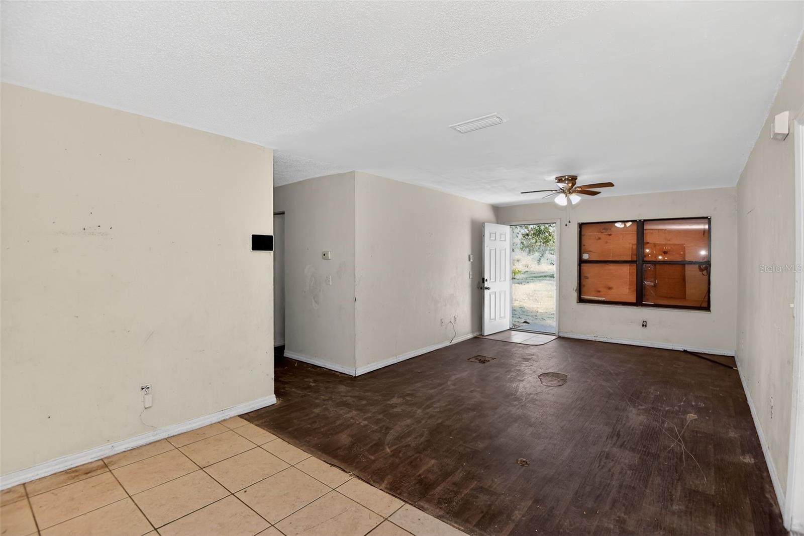 LOOMIS TRAILS - Residential