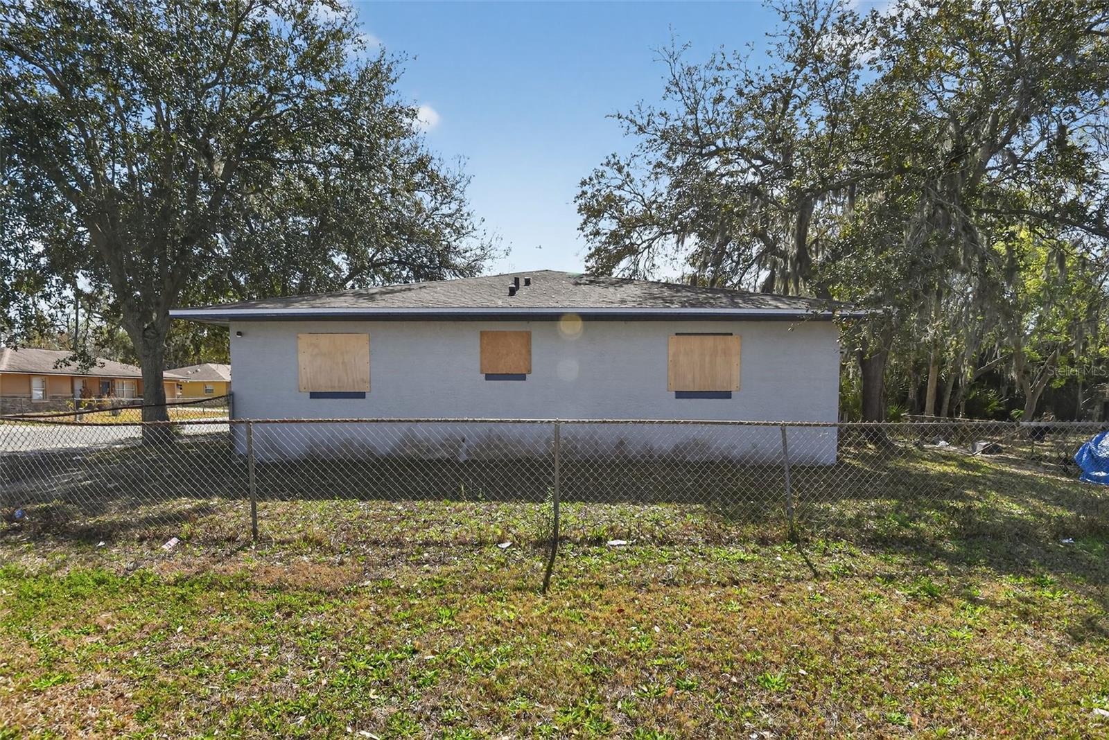 LOOMIS TRAILS - Residential