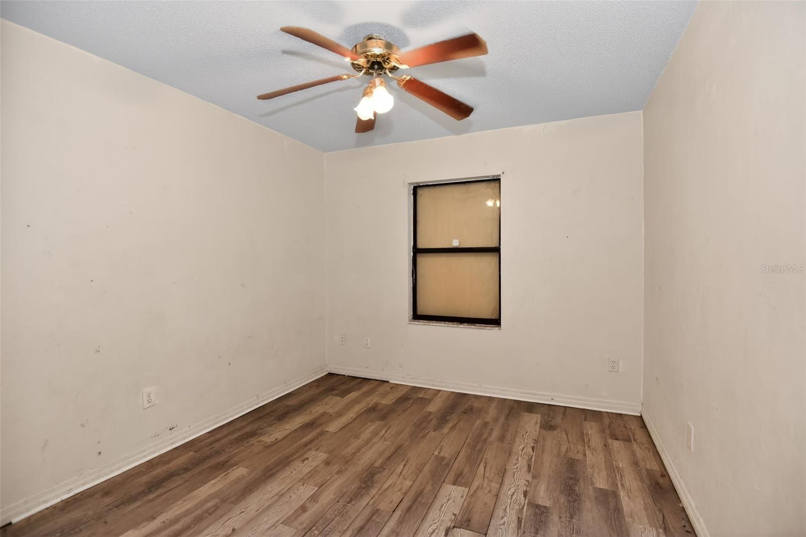 LOOMIS TRAILS - Residential