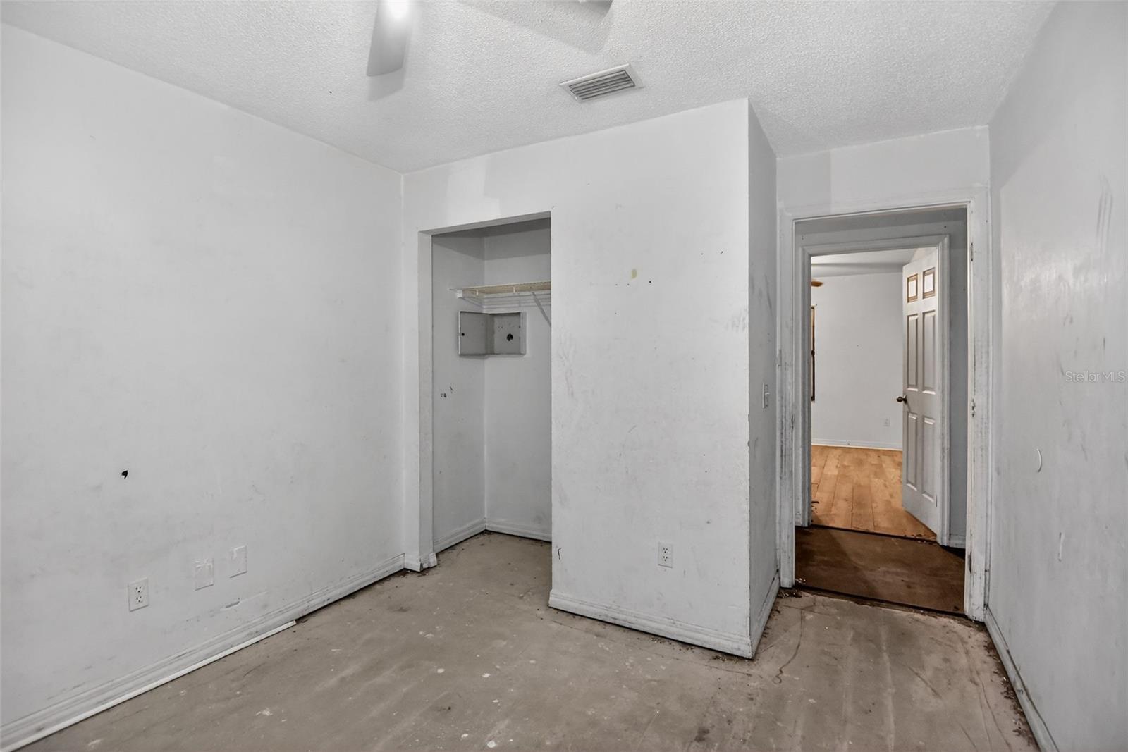 LOOMIS TRAILS - Residential