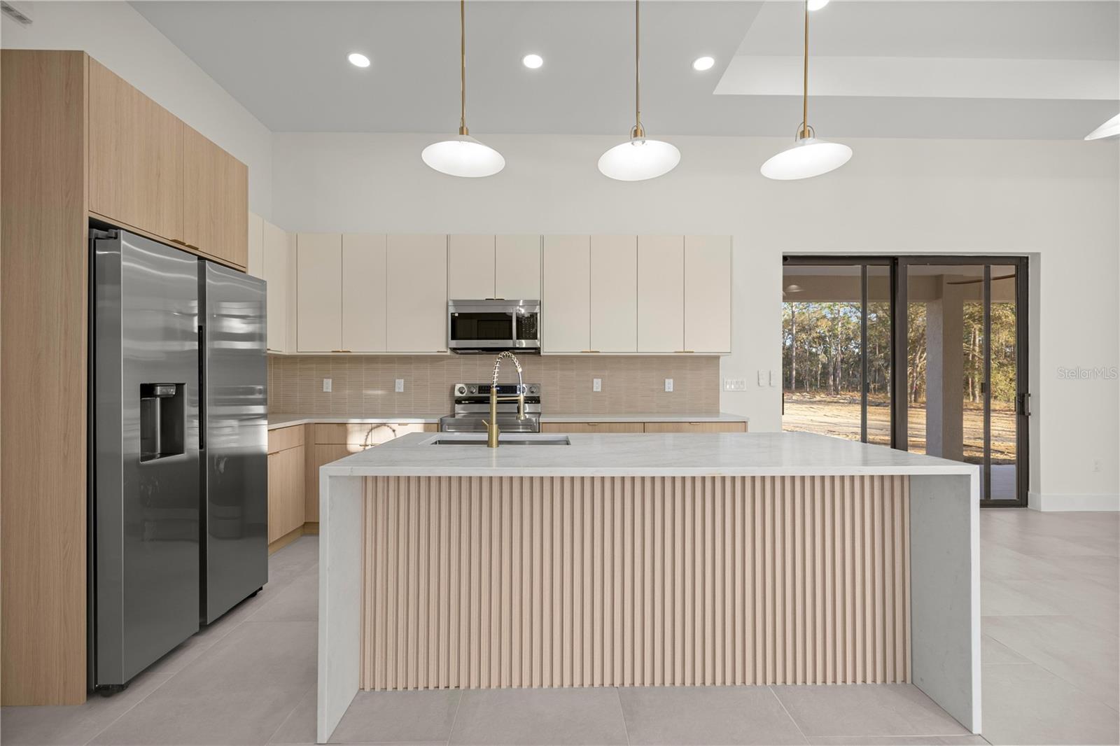 ROLLING HILLS UN 01 - Residential