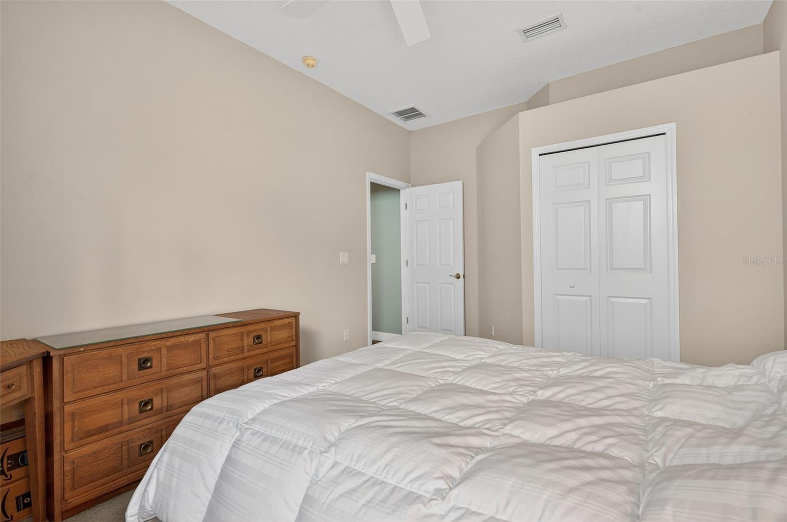 IVY LAKE ESTATES - Residential