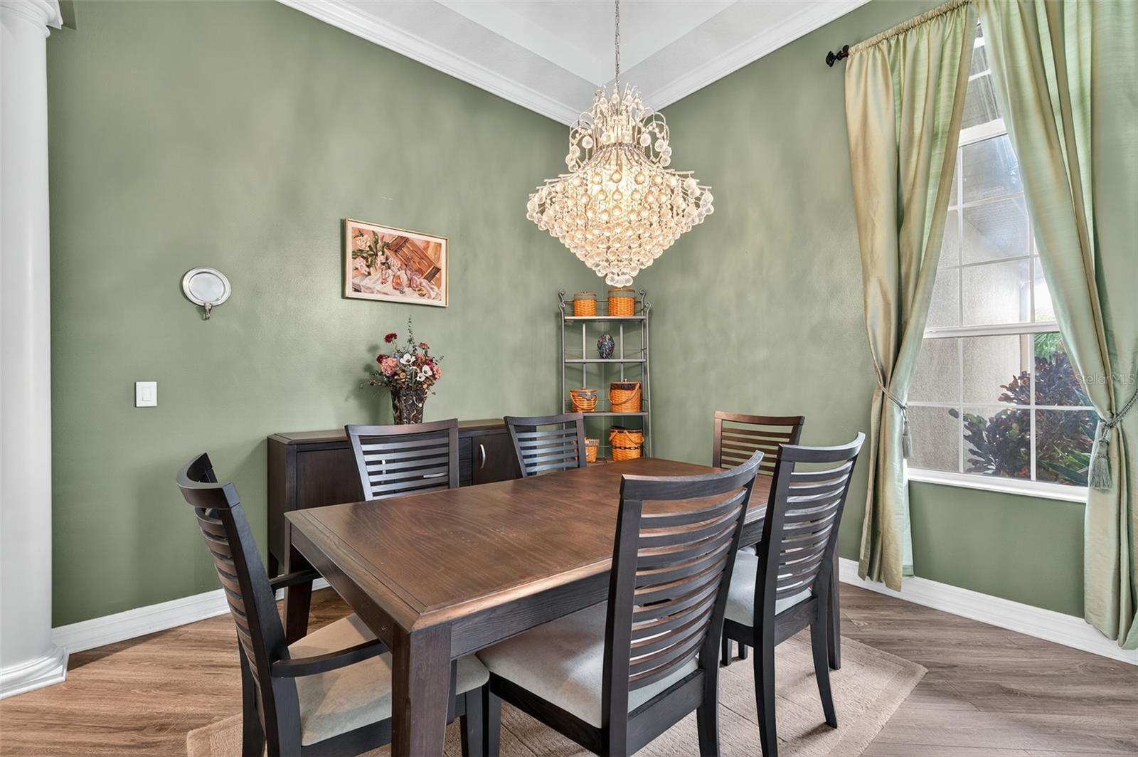 IVY LAKE ESTATES - Residential