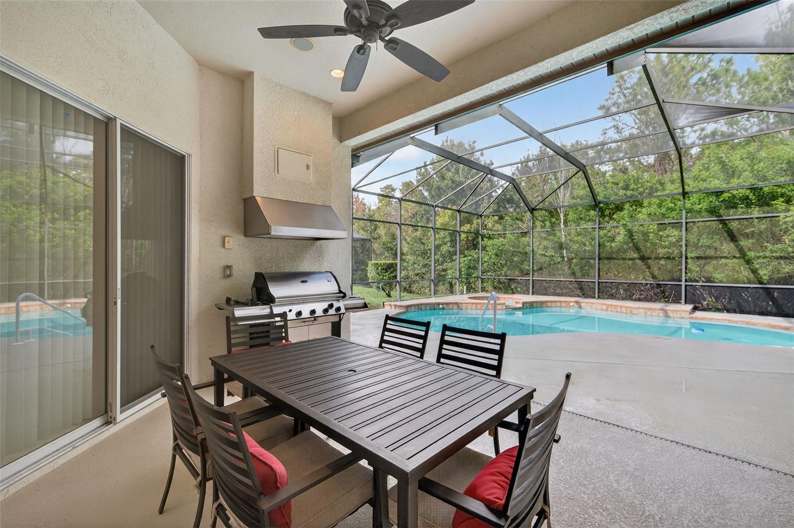 IVY LAKE ESTATES - Residential